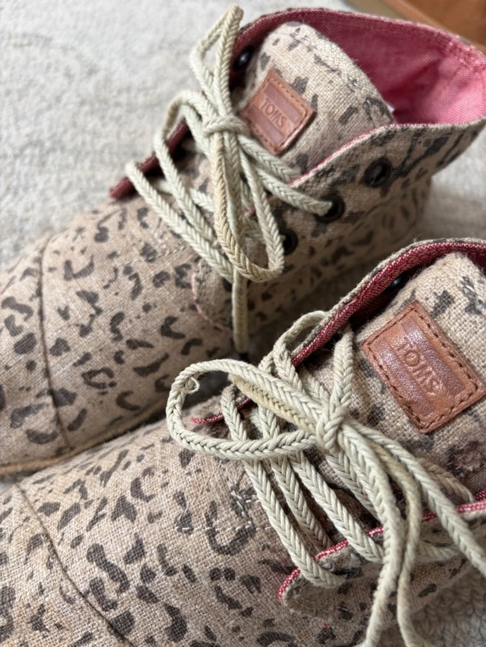 TOMS Desert Lace Up Shoes Leopard Print Canvas Flat Casual Boho Womens 8.5